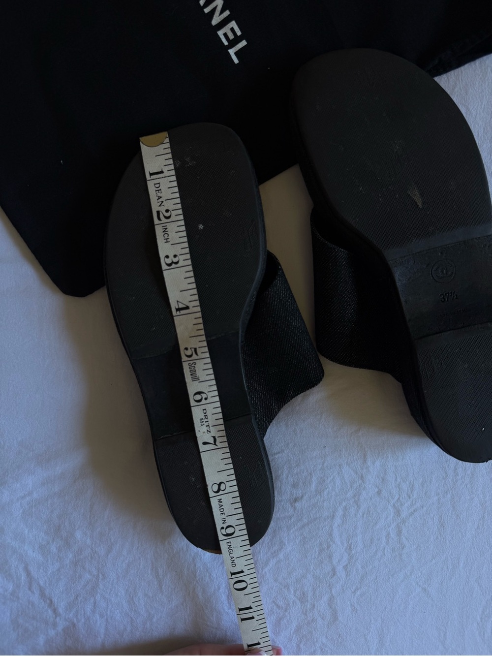 CHANEL Vintage Black Denim Slide/Thong Sandals with Gold CC Logo - Picture 5 of 15